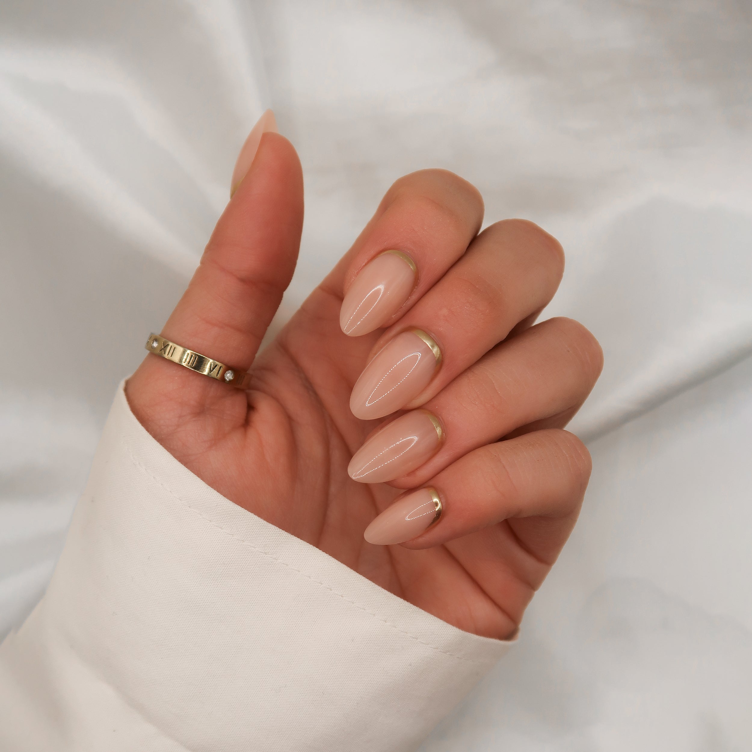 Golden Crescent - Press On Nails