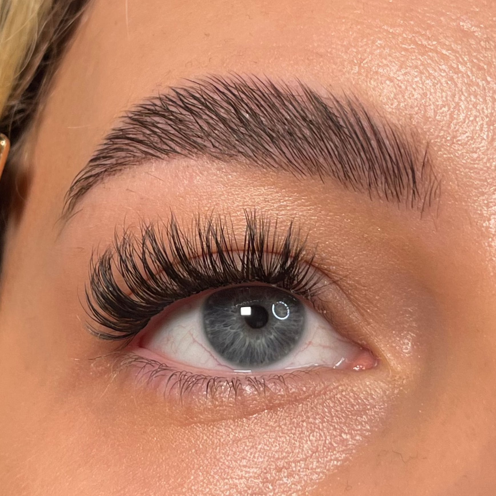 Big fake lashes discount