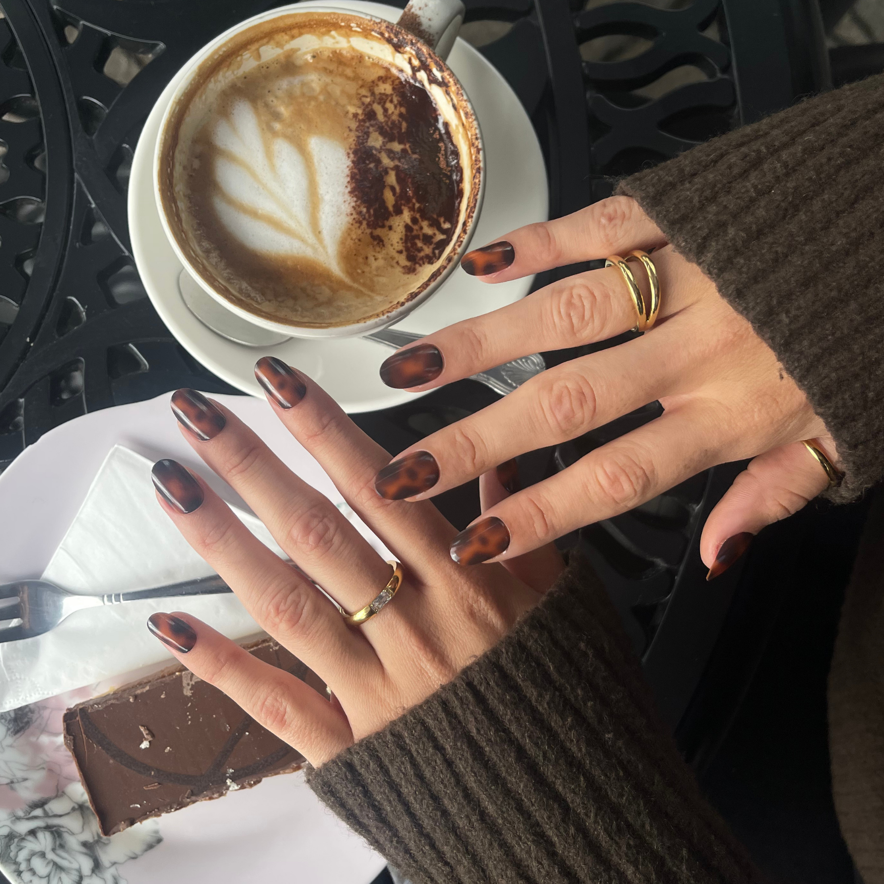 Molten Mocha - Press On Nails