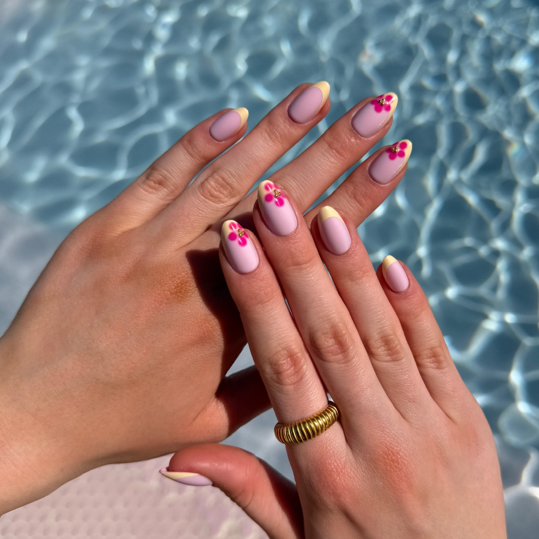 Wild Flower - Press On Nails