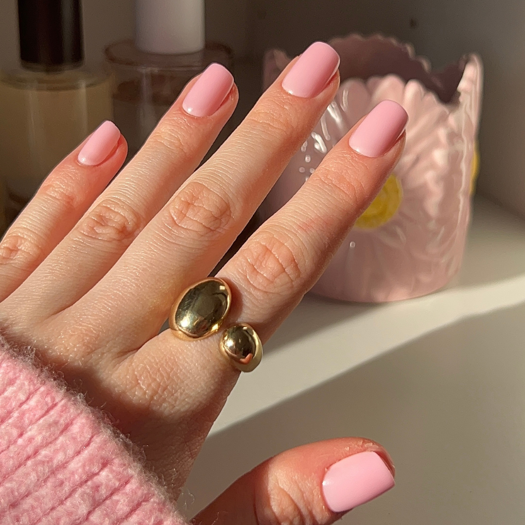 Strawberry Milkshake - Press On Nails